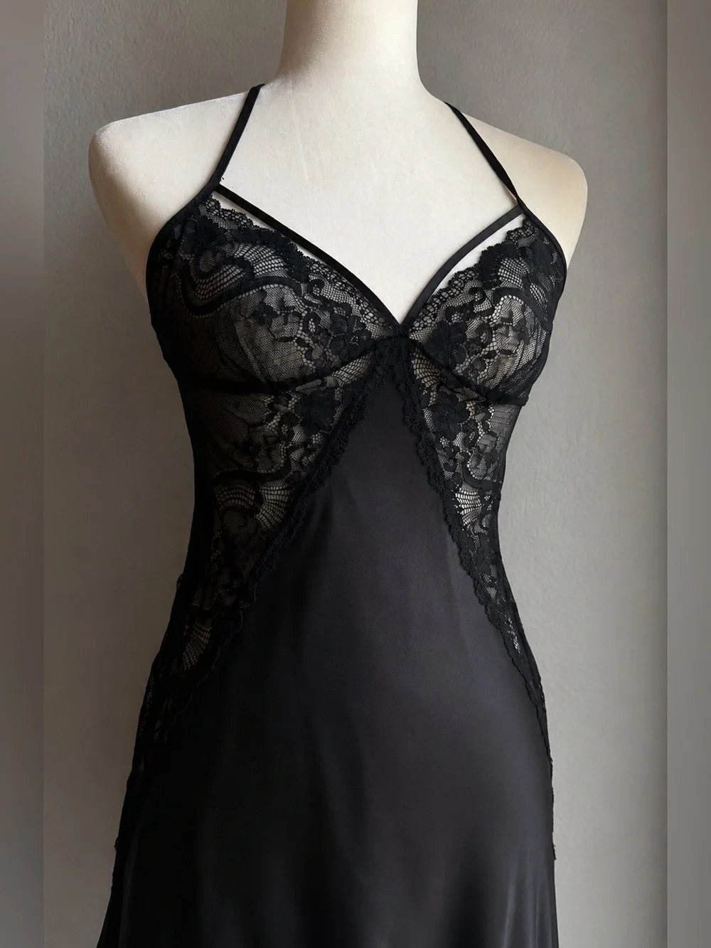 In Bloom by Jonquil Black Lace Satin Slip Nightgown XS Open Back Lingerie